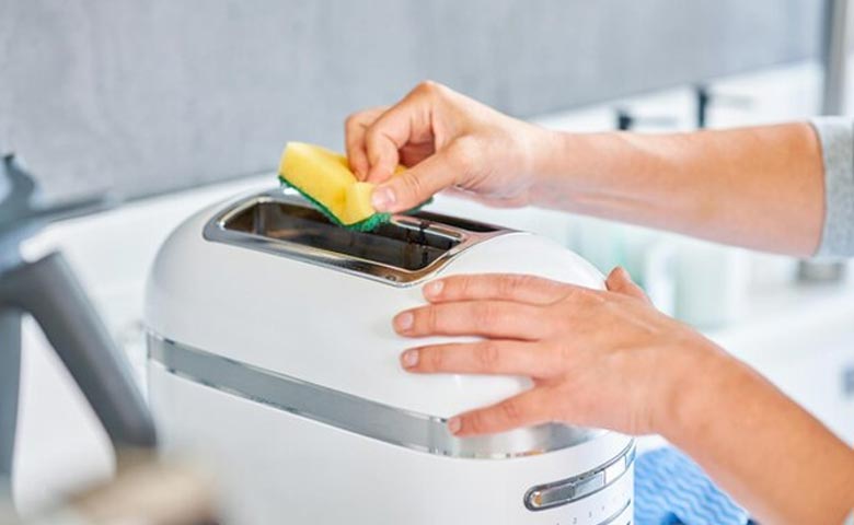 Tost Makinesi Bakımı ve Temizliği